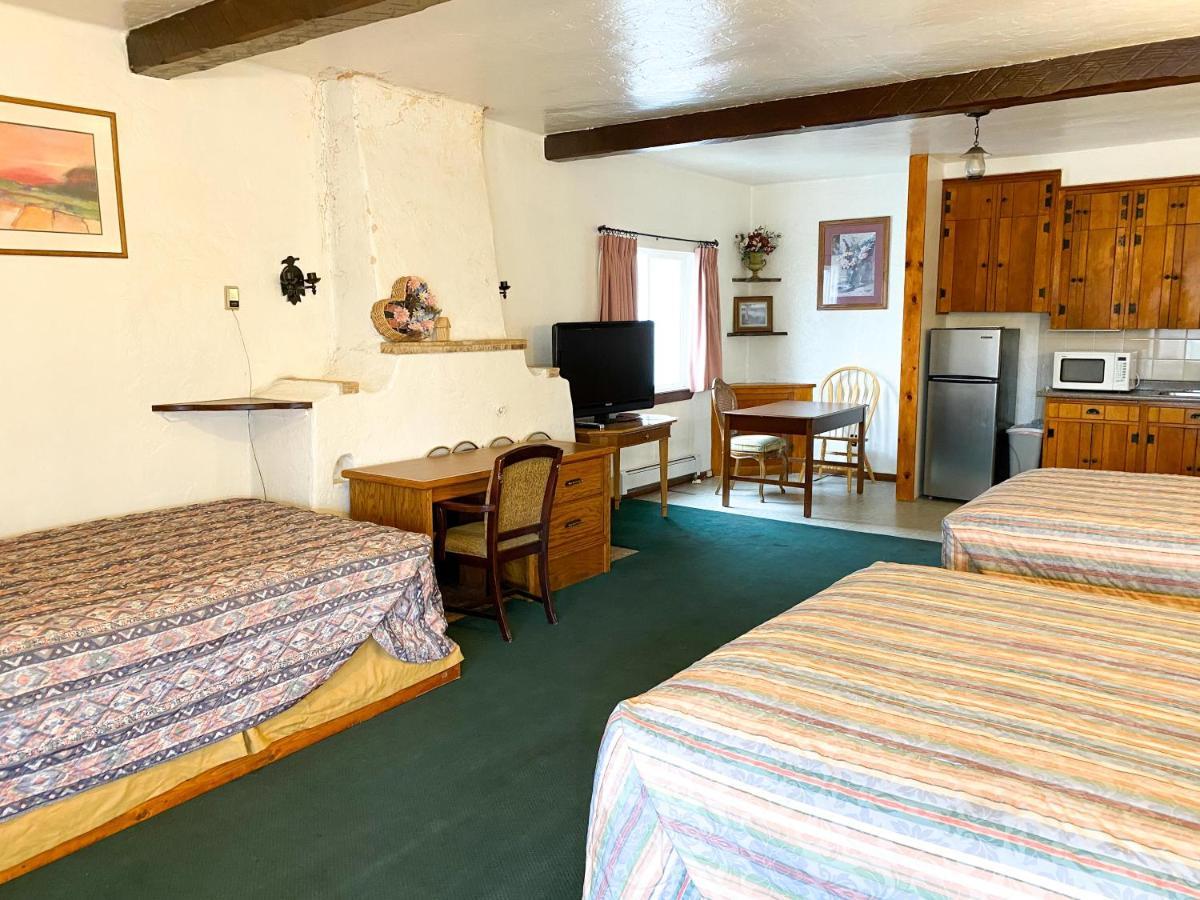 Guest Ranch Motel Шайенн Экстерьер фото